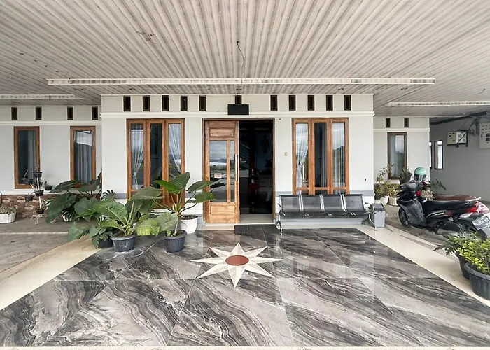 Reddoorz Near Pantai Lumban Bul Bul Balige Toba