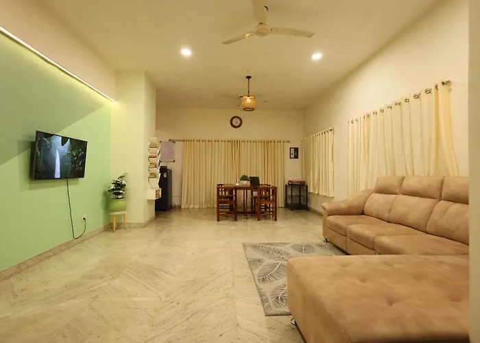 Rostel By Elephant House - Designed For Working Professionals A Premium Bungalow With Limited 3 & 5 Shared Curated Privacy Pods