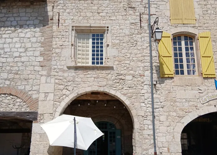 Au Coin Perdu
