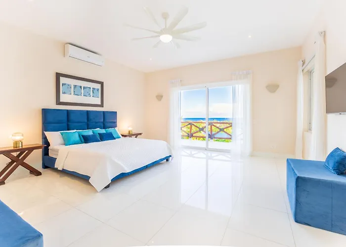 Premium Oceanfront Villa In Cap Cana - 6 Bedrooms, Pool, Private Cook, Golf Cart