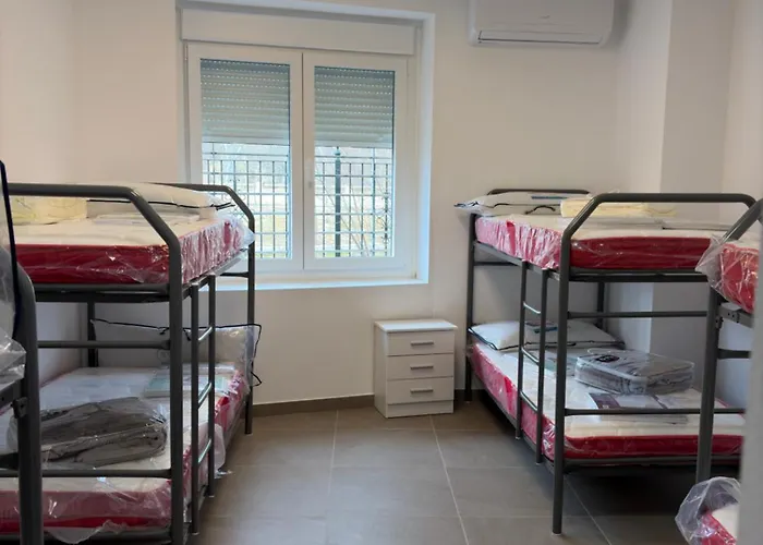 Albergue Rural Badolatosa