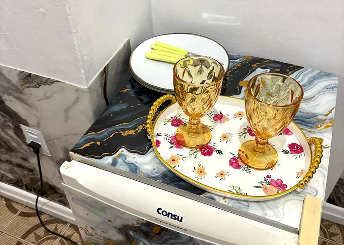 Quarto privado no centro 203