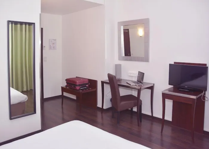 Hotel Du Centre Annemasse