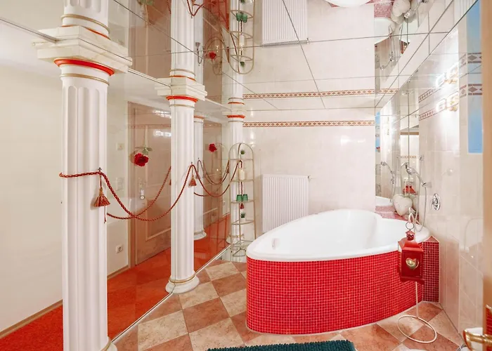 König Ludwig Design Hotel NEU Zimmer mit Sauna oder Whirlpool, genug Parkplatz