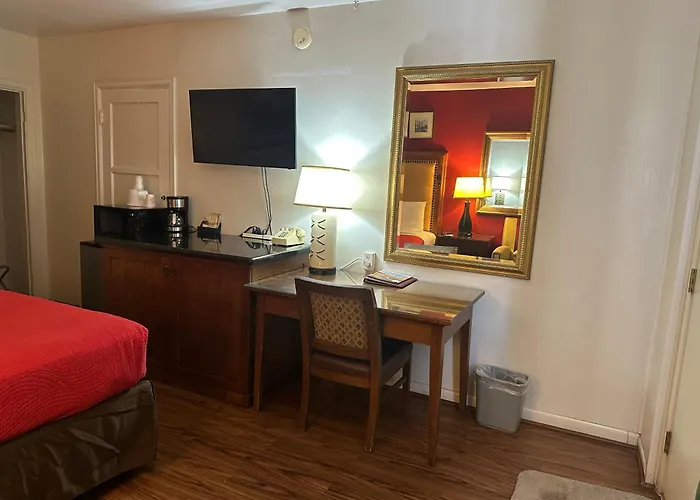Canyonlands Motor Inn
