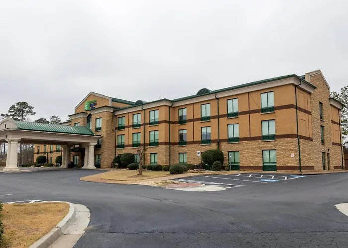 Holiday Inn Express & Suites Macon - I-475 By Ihg