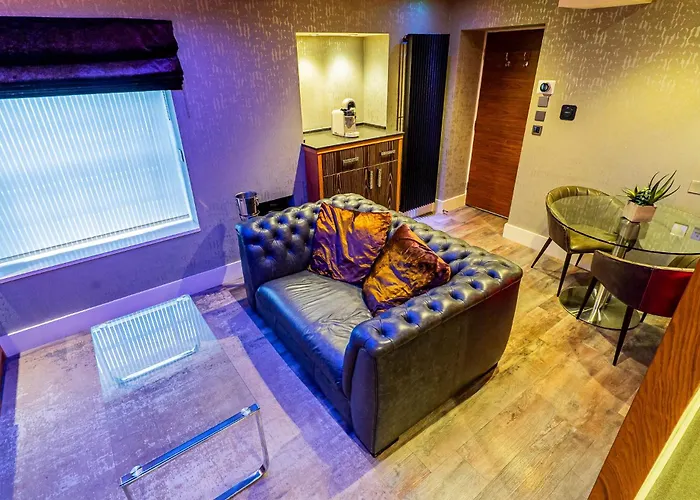 Church Suites By The Cranleigh Boutique