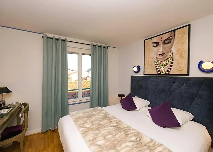 Charming Hôtel - Les Pasteliers