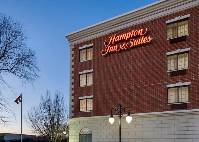 Hampton Inn & Suites By Hilton - Rockville Centre