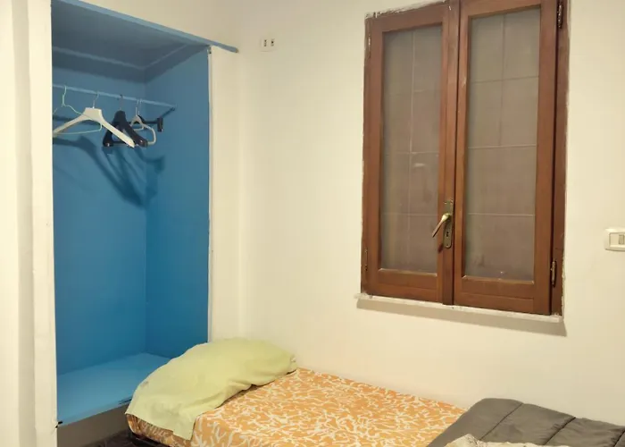 Naples Pizza Hostel