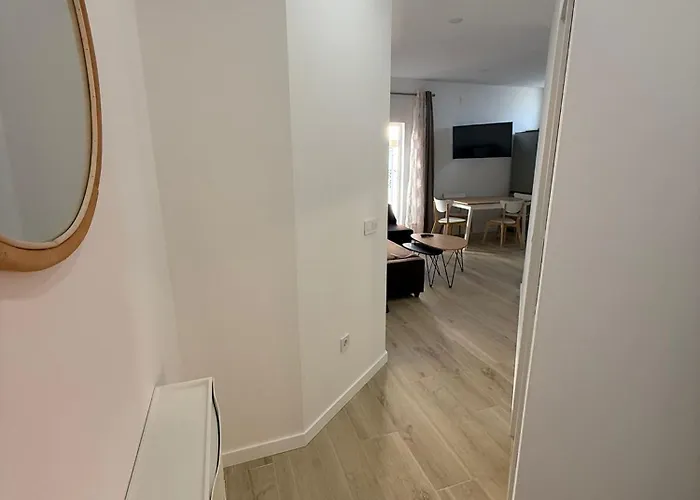 Independent Apartment At Villa Noelia Benalmádena With Private Pool, Garden&Parking
