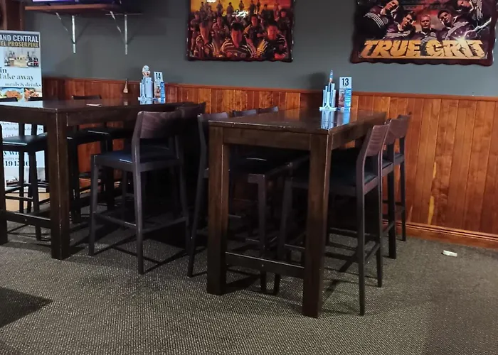Grand Central Hotel Proserpine