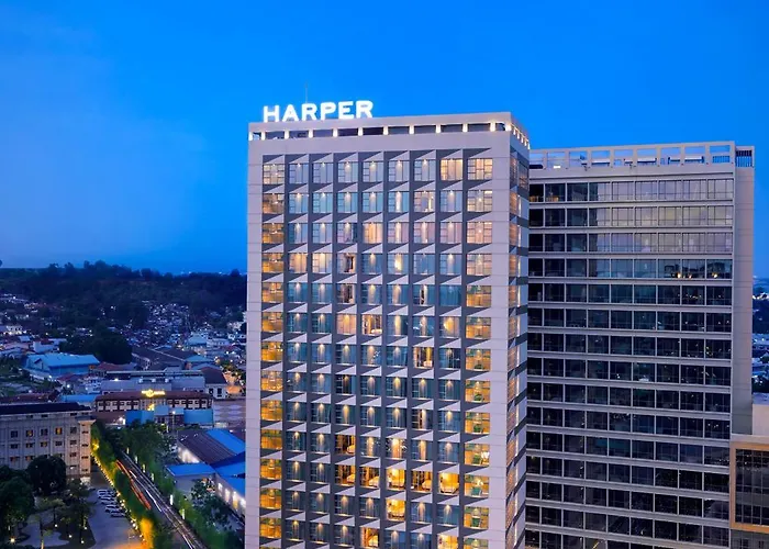 Harper Premier Nagoya Batam