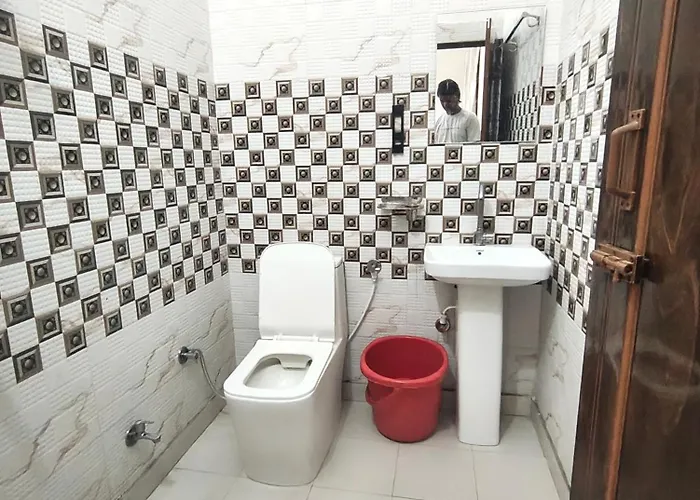 Harigarh Inn
