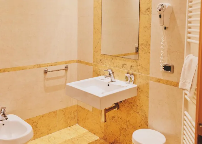 Hotel Planet International