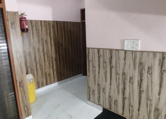 Hotel Neel Kamal Near Chandigarh Railway Station
