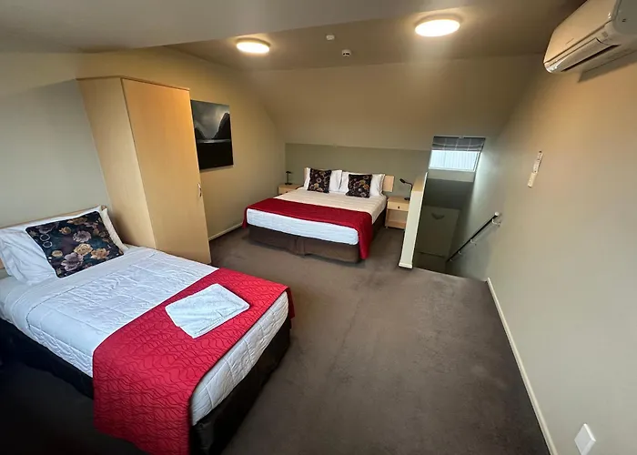 Asure Centrepoint Motel