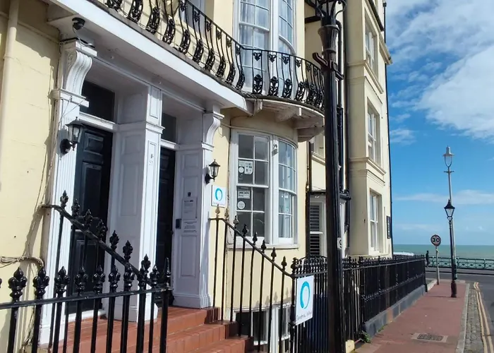 Central Wave Brighton