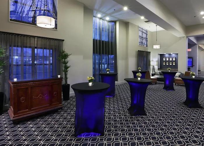 Hilton Mystic
