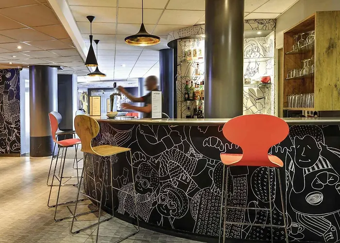 Ibis Orly Chevilly Tram 7