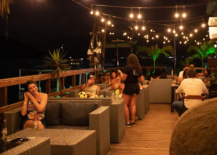 Che Lagarto Hostel Bar & Beach Club