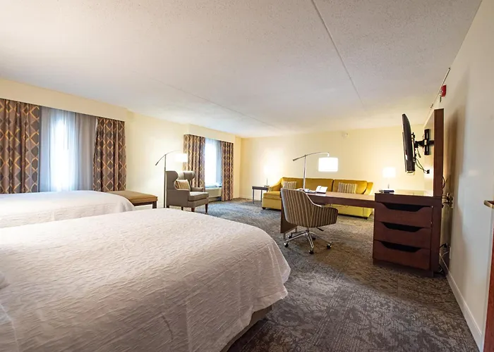 Hampton Inn & Suites By Hilton - Rockville Centre