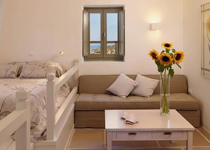 Themonies Luxury Suites