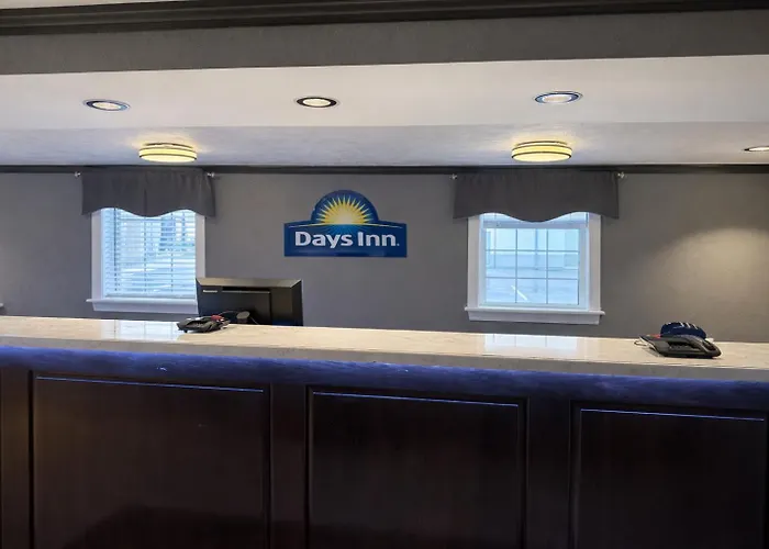 Days Inn By Wyndham Amherst Oh - Near Cleveland Cedar Point & Lake Erie