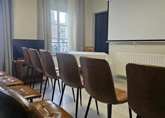 Escal Hotel