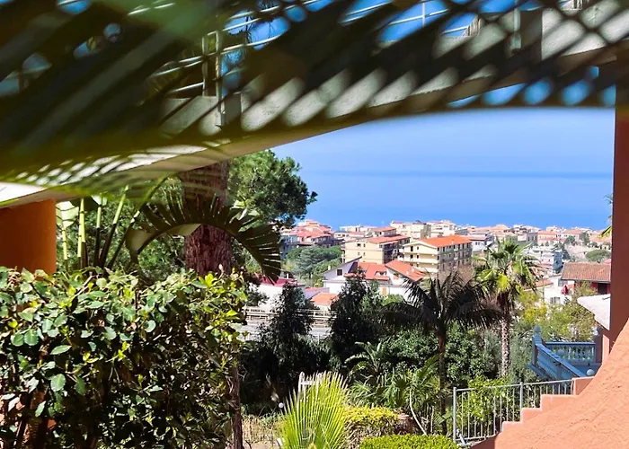 Hotel Calysea Tropea - Breakfast & Brunch Until 13-00 Included - Free Private Parking