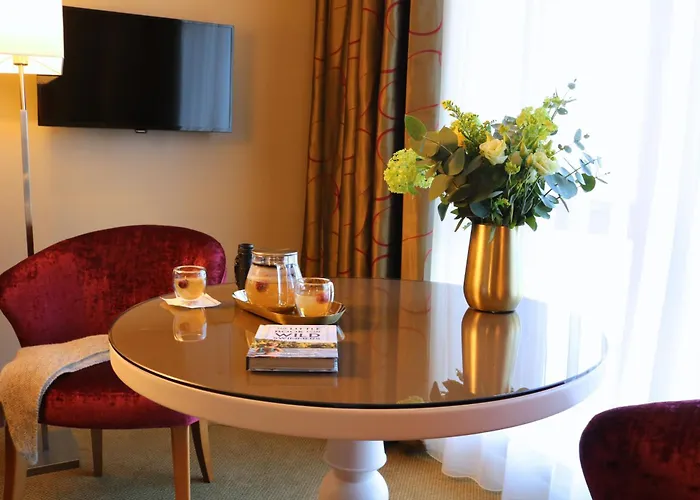 The Rose Hotel