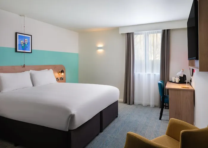 Garner Hotel Lincoln By Ihg