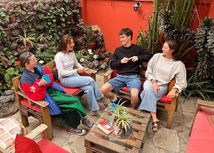 Econunay Hostels
