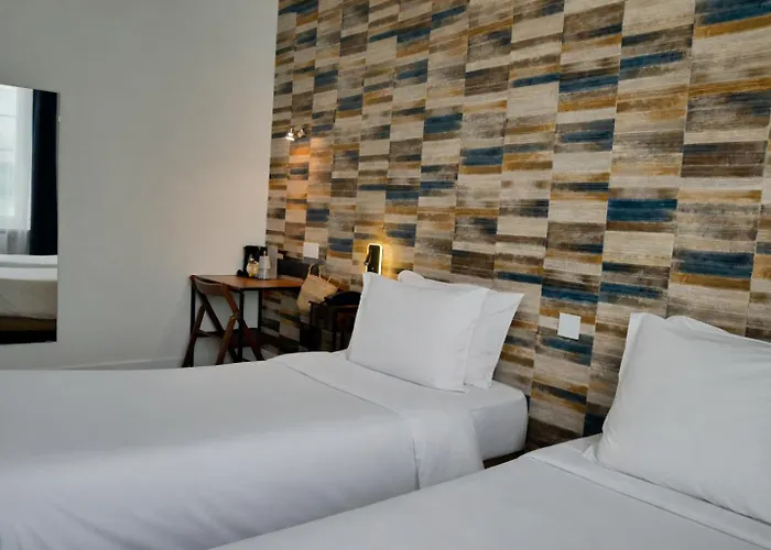 Hotel La Porte Saint Pierre-Logis Hotel Intra Muros Renove En 2026
