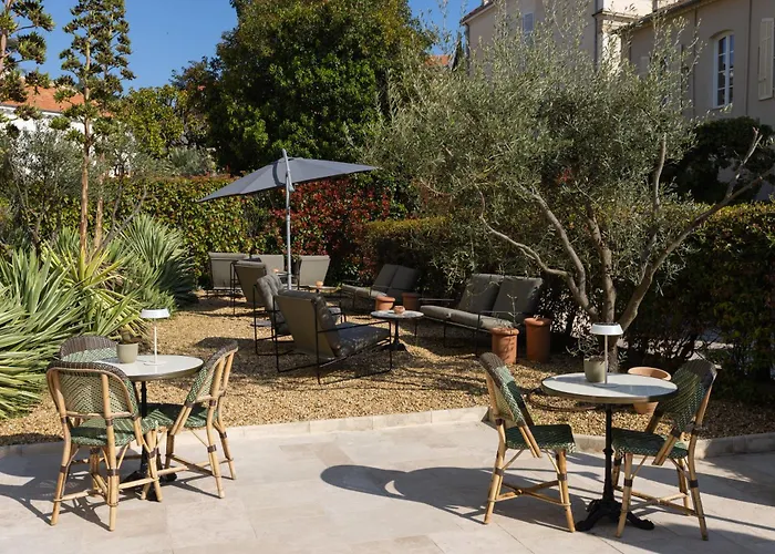Hotel Verlaine