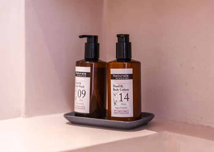 Hotel Boutique Monells Summum