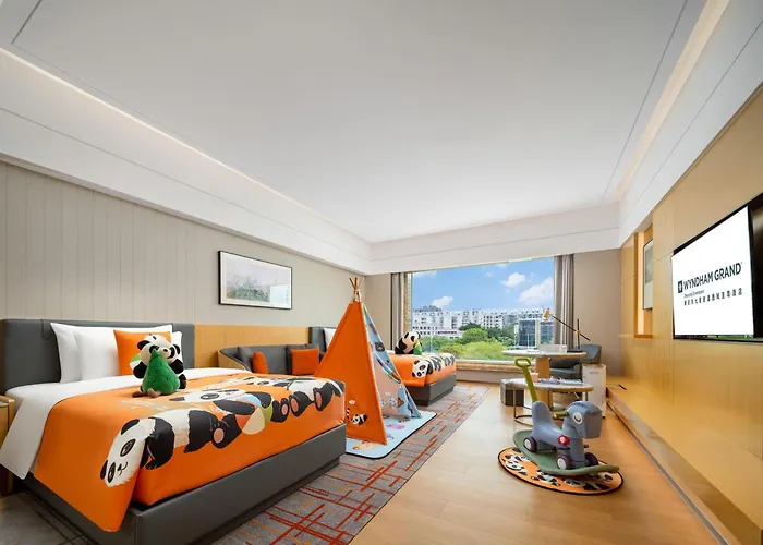 Wyndham Grand Zhaoqing Downtown