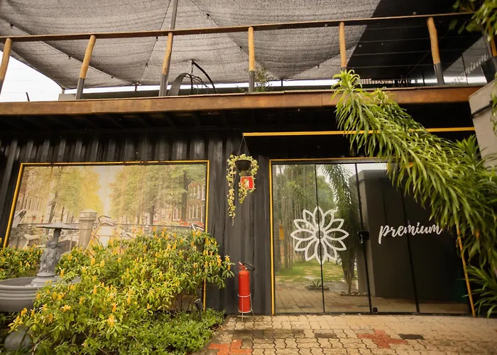 Hotel Flores De Holambra
