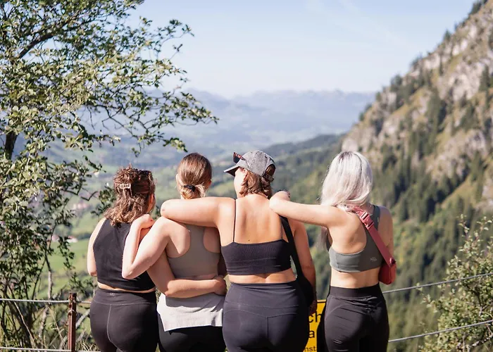 BergBuddies - Übernachtung inklusive kostenlosen Bergbahntickets und vielem mehr