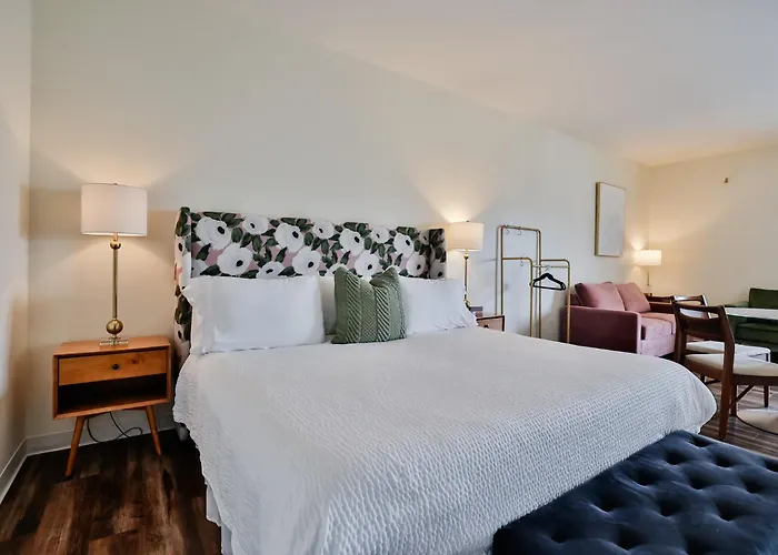 Urban Collective Boutique Hotel