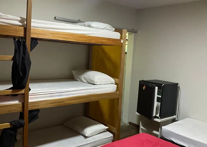 Pousada Village Hostel
