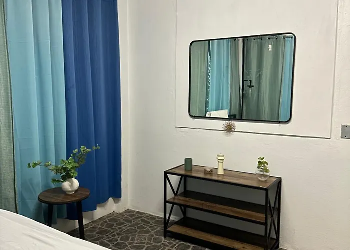 Asha Hostel