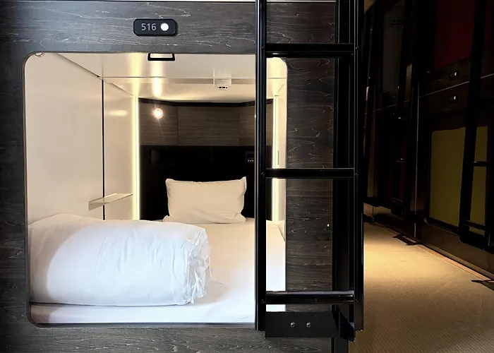 カプセルホステル鈴森屋 Capsule Hostel Suzumoriya