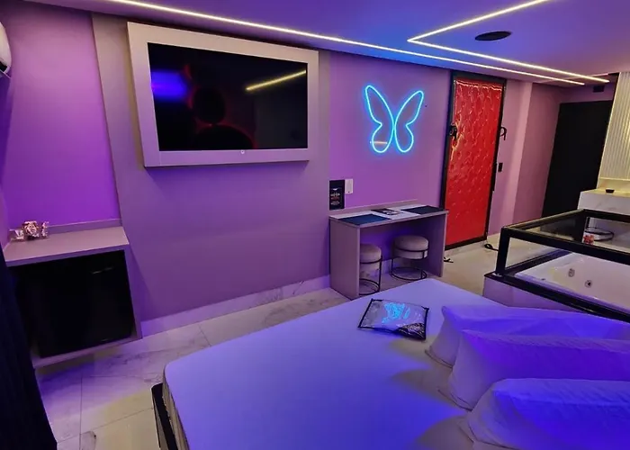 Fashion Motel