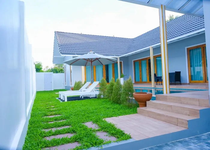 Samui Tropical Pool Villas