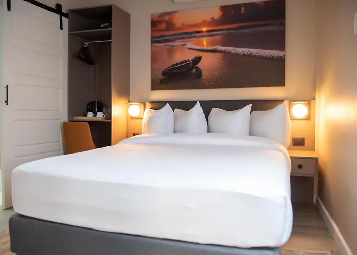 Tstays Smart Hotel Courtyard, Gated Modern Stay