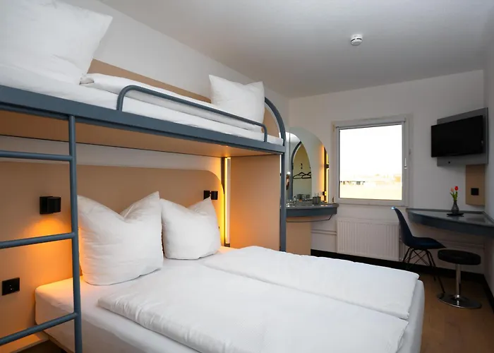 Magnet Hotel