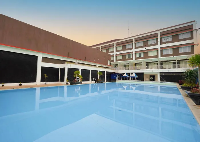 Sutan Raja Hotel & Convention Centre Kotamobagu