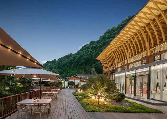 Hongdouzi Homestay