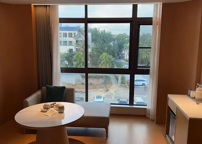 Ji Hotel Wanning Yingbin Avenue Of Xinglong Tourist Area